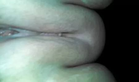 Cô gái trẻ Séc gặp phallus của đại lý khiêu dâm sec gai thu dam