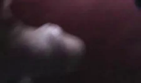 Nóng trẻ brunette yêu assfucking sau một đường phố đi sec cho du nguoi bộ