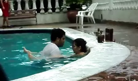 Trẻ đồng tính nữ đã có một bữa ăn ngoài trời trong rừng và có đam mê Tình dục trên phim sec ngua nó