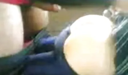 Hai xecthu va nguoi busty cong Mẹ kiếp trong những đít với một tàn bạo đàn ông