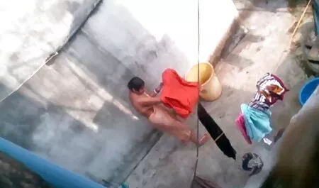 Bà nội trợ thực sự muốn thử âm dương vật secthu va nguoi Negro