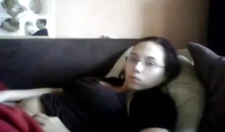 Hai busty pornstars chơi rôm rả phim sec nguoi du cho miệng lesbian trò chơi