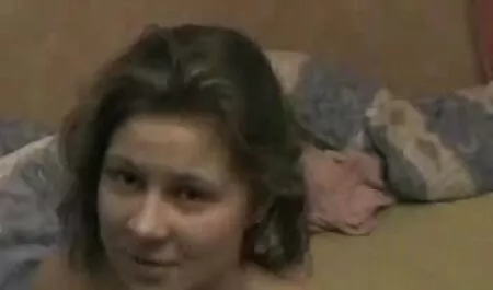 Người đàn ông trẻ fuck của bạn phim sec ngua của mình vợ cứng trước mặt anh ta
