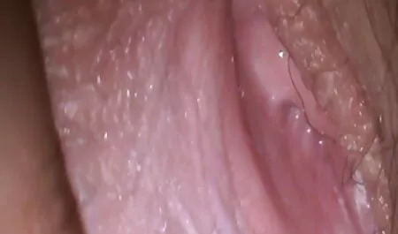 Các phụ nữ đặt quá lớn sec cho chich nguoi dildo trong cô ấy L.