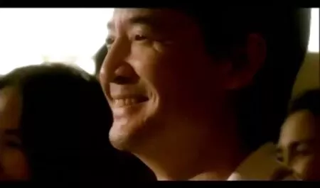 Một đám cháy lớn giữa hai phim sec ngua du nguoi chân của người vợ