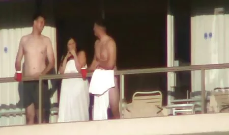 Trẻ bitches phin sec nguoi va thu học cách hút dicks