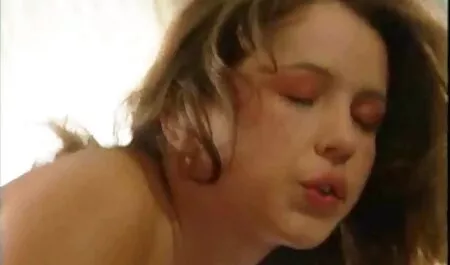 Tóc vàng và brunette hút và cọ xát của họ fhim sec thu furry pussies say đắm
