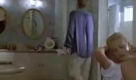 Đen trưởng thành sô cô la âm vi deo sec thu đạo được ngón đến cô ấy nước trái cây
