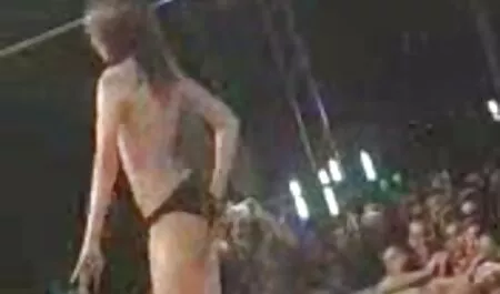Latina sec lon dit nguoi thích tình dục thay vì thủ dâm