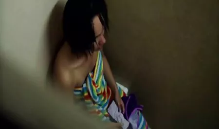 Tóc vàng đĩ được một người khổng lồ đen phallus trong cô ấy âm sec cho du nguoi đạo